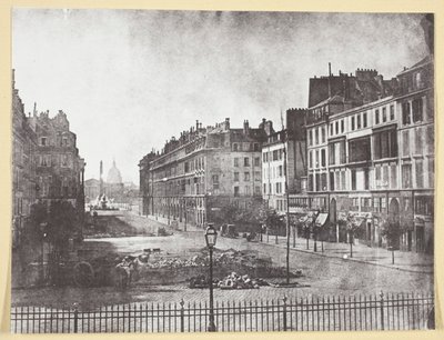 Rue Royale e resti delle barricate del 1848 da Hippolyte Bayard