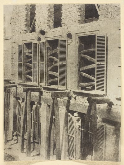 Vecchia casa in restauro da Hippolyte Bayard