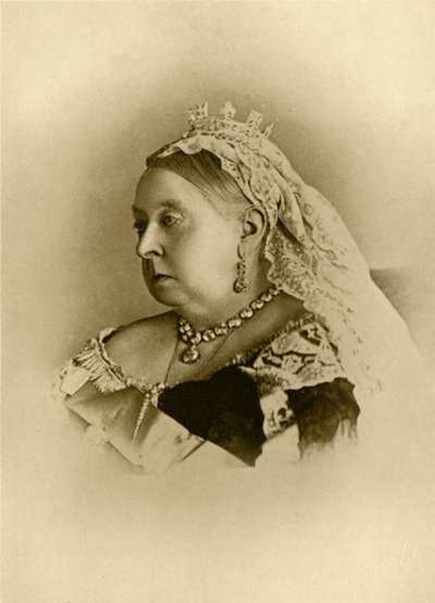 Regina Vittoria da Hughes and Mullins