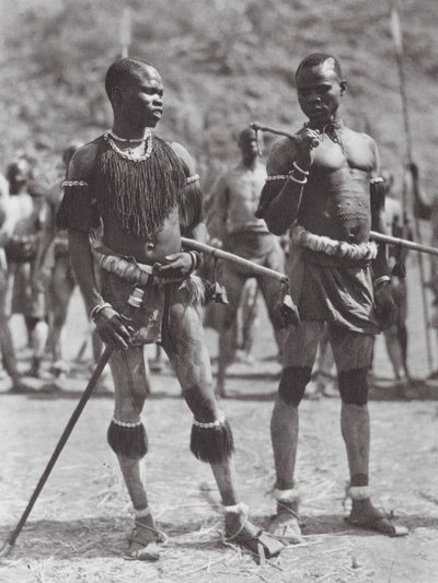 Africa: ballerini con sonagli Nuba da Hugo Adolf Bernatzik