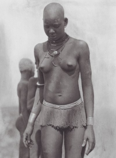 Africa: Donna Nuer da Hugo Adolf Bernatzik