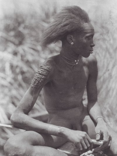 Africa: Nuer con capelli tinti di rosso da Hugo Adolf Bernatzik