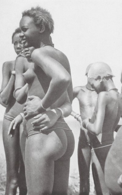 Ragazza Nuer da Hugo Adolf Bernatzik