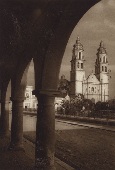 Messico: Cattedrale di Campeche (foto b/n) da Hugo Brehme