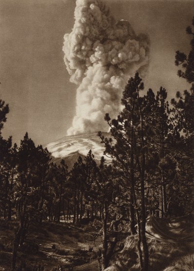 Messico: eruzione del Popocatepetl, vista da Tlamacas (foto b/n) da Hugo Brehme