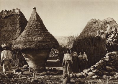 Messico: contenitore di mais in un villaggio (foto b/n) da Hugo Brehme