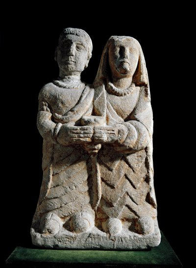 Arte iberica: statuetta di una coppia che fa un