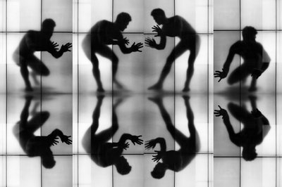 Sagome dinamiche riflesse da Igor Shrayer