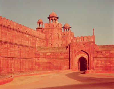 Porta di Delhi nel Forte Rosso, costruito 1639-48 da Indian School