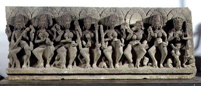 Architrave raffigurante Siva e le Sette Dee Madri, dinastia Gurjara-Pratihara, Allahabad (pietra) da Indian School