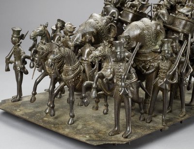 La cavalcata del Re di Oudh che cavalca con il residente britannico su elefanti, c.1820 (dettaglio) da Indian School