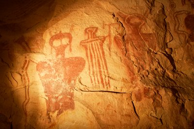 Immagine di arte rupestre intorno al Thompson Canyon. I pannelli sono in stile Barrier Canyon, 2005 da Ira Block