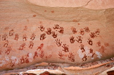 Arte rupestre degli Anasazi e di altri abitanti dei pueblos dei Four Corners da Ira Block