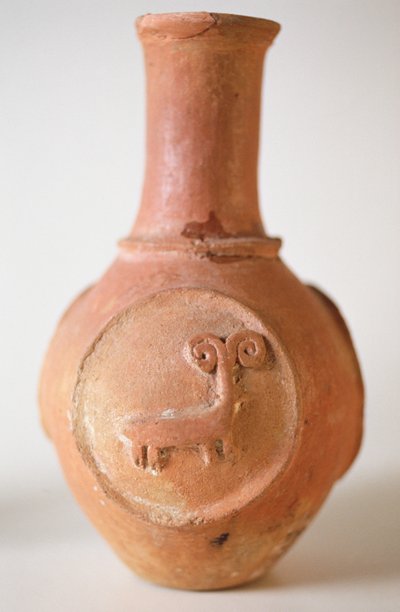 Vaso con rilievo di un ariete, da Siyah-kuh, Iran, 700 d.C. da Iranian School