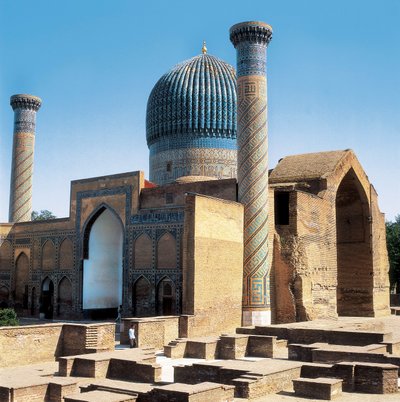 Mausoleo di Gur-i-Amir e la Tomba di Tamerlano, Samarcanda, Uzbekistan da Islamic School