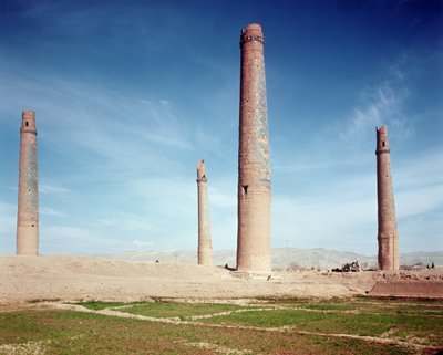 Minareti della Madrasa di Hussein Baiqara da Islamic School