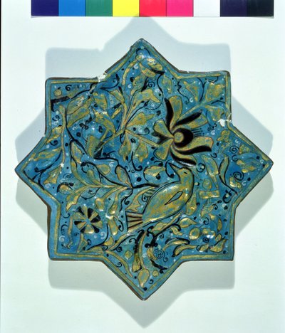 Piastrella a forma di stella con foglia dorata in stile Takht-e Solaiman da Islamic School
