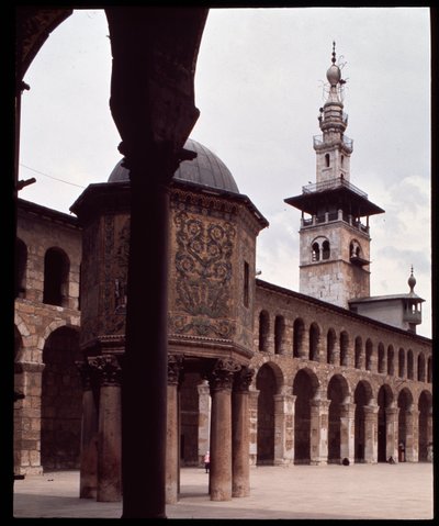 La Moschea degli Omayyadi, conosciuta anche come la Grande Moschea di Damasco da Islamic School