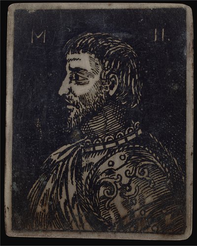 Busto di un uomo barbuto con corazza ornata rivolto a sinistra da Italian 16th Century