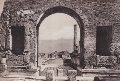 Arco di Nerone da Italian Photographer