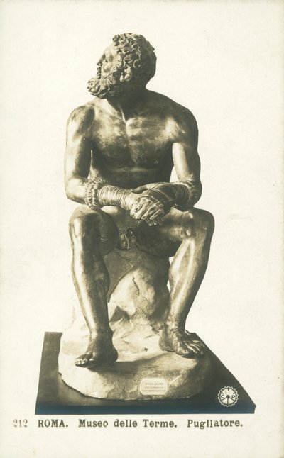 Boxer at Rest, Palazzo Massimo alle Terme, Rome (b/w photo) da Italian Photographer