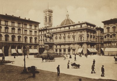 Firenze: Piazza Vittorio Emanuele da Italian Photographer