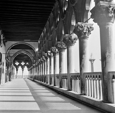 Loggia del Palazzo Ducale, Venezia, c.1960 da Italian Photographer