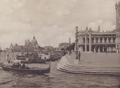 Molo, dalla Riva degli Schiavoni (foto in b/n) da Italian Photographer