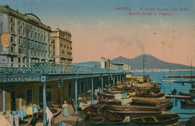 Napoli - vista del Grand Hotel Santa Lucia e del Vesuvio da Italian Photographer