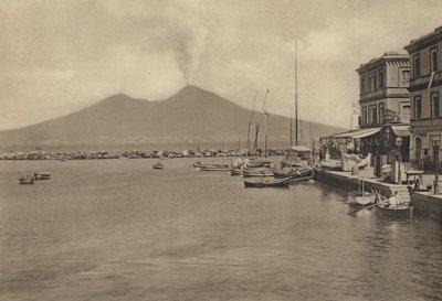Napoli: Santa Lucia con il Vesuvio da Italian Photographer