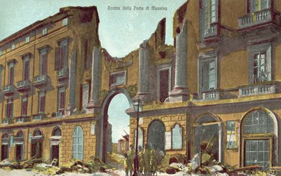 Rovina della Porta di Messina da Italian Photographer