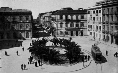 Taranto, Piazza Giordano Bruno da Italian Photographer