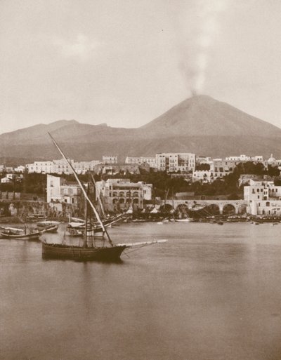 Torre Del Greco, Panorama e Vesuvio (foto in bianco e nero) da Italian Photographer