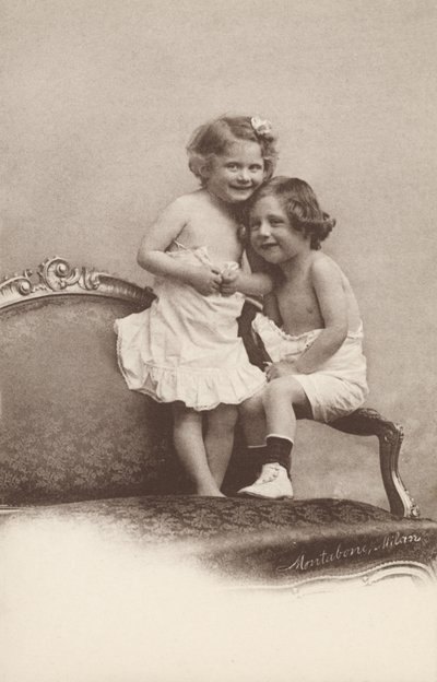 Due bambini che ridono da Italian Photographer