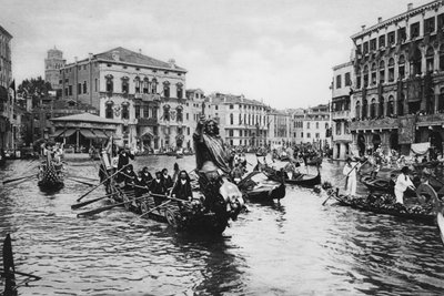 Venezia, Canal Grande in festa da Italian Photographer