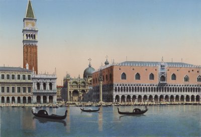 Venezia, Piazzetta San Marco e Palazzo Ducale dalla Laguna da Italian Photographer
