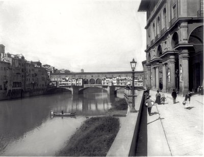 Ponte Vecchio e la facciata degli Uffizi da Italian Photographer Italian Photographer