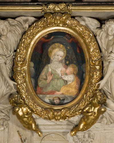 Nostra Signora della Pace, affresco del XV secolo, inserito nella cornice con angeli nel 1622 da Italian School