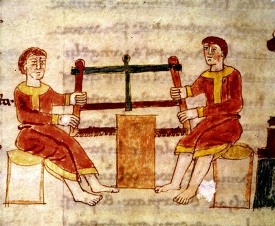 Codice 132 Libro 14 Cap.25 Due uomini che segano legna, da De Universo di Rabanus Maurus (c.780-856) 1023 da Italian School