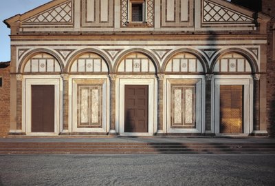 Dettaglio della facciata della chiesa da Italian School