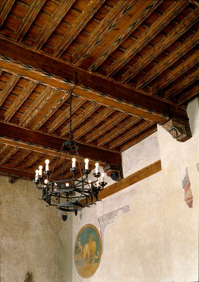 Veduta interna del municipio (palazzo degli Anziani) da Italian School