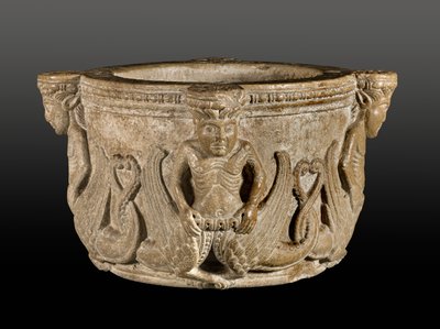 Stucchi medievali con figure di sirene in pietra scolpita, inizio XII secolo da Italian School