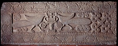 Parapetto di pietra coperto di bassorilievi che rappresentano pavoni, dal sarcofago di Teodote, VIII secolo da Italian School