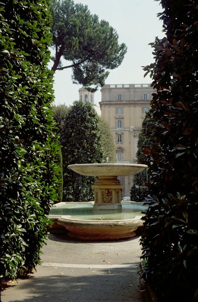 Fontana di Piazza Santa Marta da Italian School