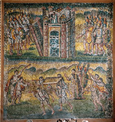 Scene dal Libro di Giosuè: La presa di Gerico, I sette sacerdoti che portano l