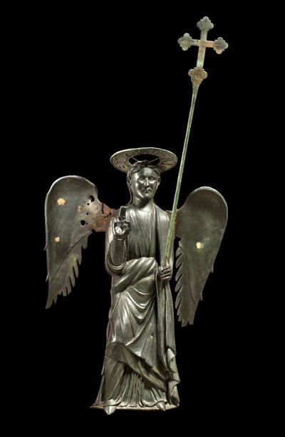 San Gabriele Arcangelo che tiene una croce processionale, statua in bronzo del XII secolo, Croce del 1369 da Italian School