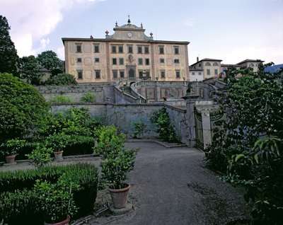 Villa di Celle da Italian School
