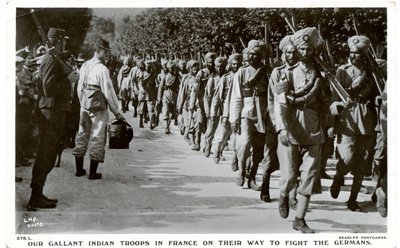 Le nostre valorose truppe indiane in Francia in viaggio per combattere i tedeschi da J. Beagles and Co. London
