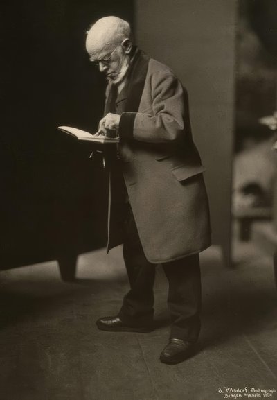 Menzel che disegna / Foto 1904 da Jacob Hilsdorf
