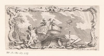 Vignetta con due putti con mappa, globo e strumenti di misurazione da Jacques Philippe Le Bas